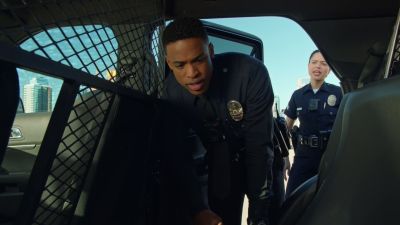 The_Rookie_-_S01E01_28218929.jpg