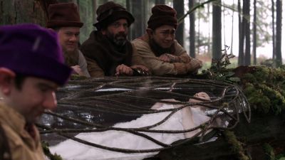 Once_Upon_A_Time_-_S01E01_2820529.jpg