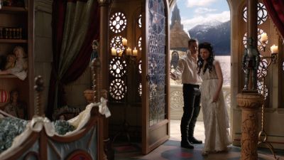 Once_Upon_A_Time_-_S01E01_28222129.jpg