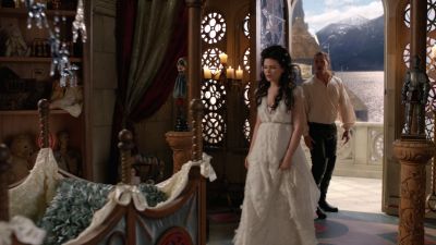 Once_Upon_A_Time_-_S01E01_28222729.jpg