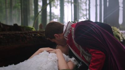 Once_Upon_A_Time_-_S01E01_2835429.jpg