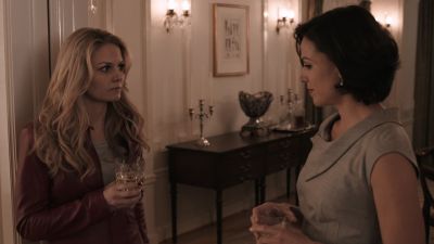 Once_Upon_A_Time_-_S01E01_28449829.jpg