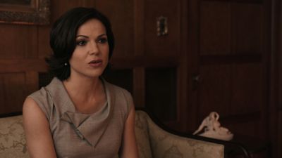 Once_Upon_A_Time_-_S01E01_28470929.jpg