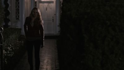 Once_Upon_A_Time_-_S01E01_28478229.jpg