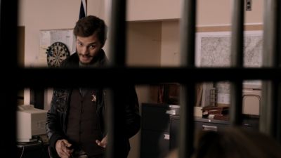 Once_Upon_A_Time_-_S01E01_28551429.jpg