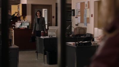 Once_Upon_A_Time_-_S01E01_28556229.jpg