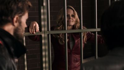 Once_Upon_A_Time_-_S01E01_28559629.jpg