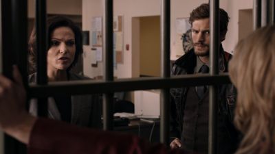 Once_Upon_A_Time_-_S01E01_28563429.jpg