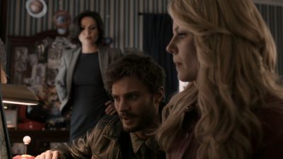 Once_Upon_A_Time_-_S01E01_28569229.jpg