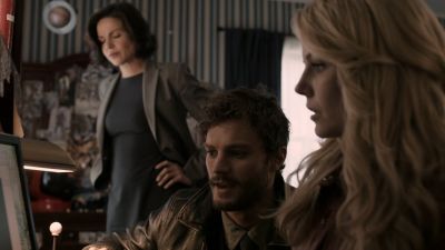Once_Upon_A_Time_-_S01E01_28569929.jpg