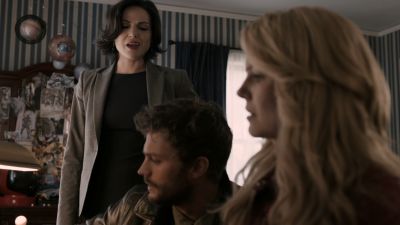 Once_Upon_A_Time_-_S01E01_28572629.jpg
