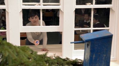 Once_Upon_A_Time_-_S01E01_28581829.jpg