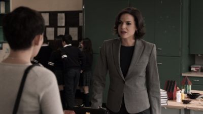 Once_Upon_A_Time_-_S01E01_28592229.jpg