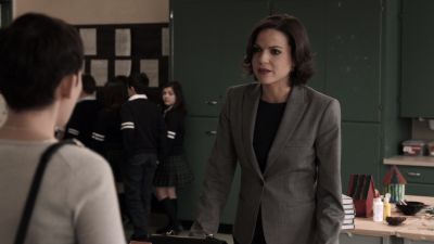 Once_Upon_A_Time_-_S01E01_28592329.jpg