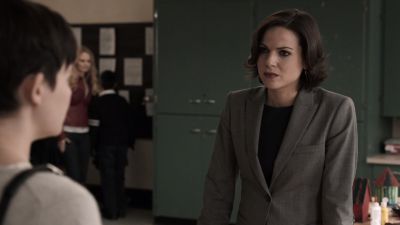 Once_Upon_A_Time_-_S01E01_28593029.jpg