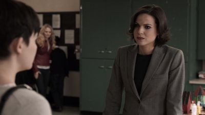 Once_Upon_A_Time_-_S01E01_28593129.jpg