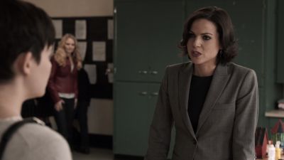 Once_Upon_A_Time_-_S01E01_28593229.jpg