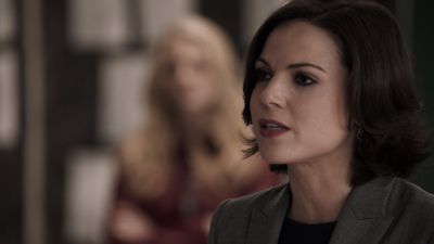 Once_Upon_A_Time_-_S01E01_28602929.jpg
