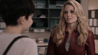 Once_Upon_A_Time_-_S01E01_28615529.jpg