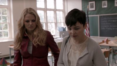 Once_Upon_A_Time_-_S01E01_28618029.jpg