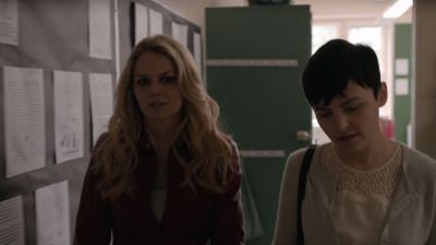 Once_Upon_A_Time_-_S01E01_28619929.jpg