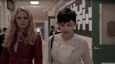 Once_Upon_A_Time_-_S01E01_28621529.jpg