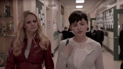 Once_Upon_A_Time_-_S01E01_28622829.jpg