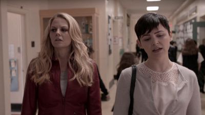 Once_Upon_A_Time_-_S01E01_28624029.jpg