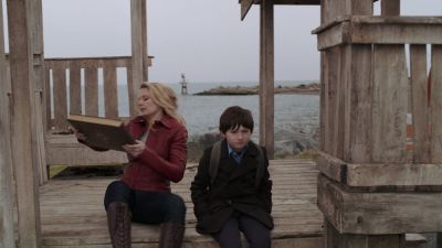 Once_Upon_A_Time_-_S01E01_28715229.jpg