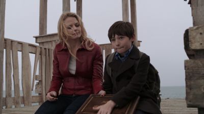 Once_Upon_A_Time_-_S01E01_28716629.jpg