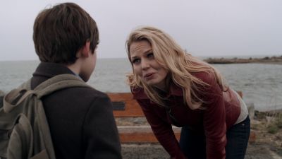 Once_Upon_A_Time_-_S01E01_28760129.jpg