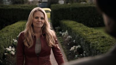 Once_Upon_A_Time_-_S01E01_28804929.jpg