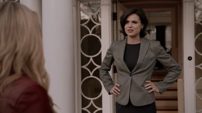 Once_Upon_A_Time_-_S01E01_28812929.jpg