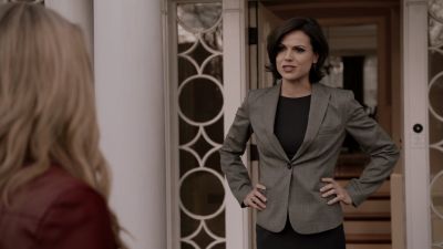 Once_Upon_A_Time_-_S01E01_28813229.jpg