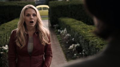 Once_Upon_A_Time_-_S01E01_28813529.jpg