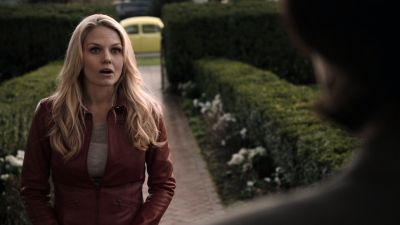 Once_Upon_A_Time_-_S01E01_28813729.jpg