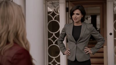 Once_Upon_A_Time_-_S01E01_28815029.jpg