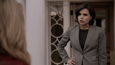 Once_Upon_A_Time_-_S01E01_28819829.jpg