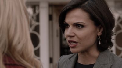Once_Upon_A_Time_-_S01E01_28826029.jpg