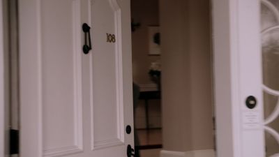 Once_Upon_A_Time_-_S01E01_28837729.jpg