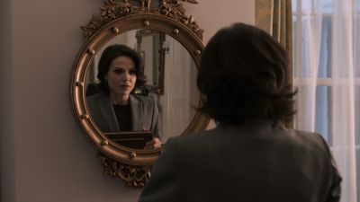 Once_Upon_A_Time_-_S01E01_28844829.jpg