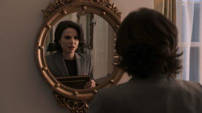 Once_Upon_A_Time_-_S01E01_28844929.jpg