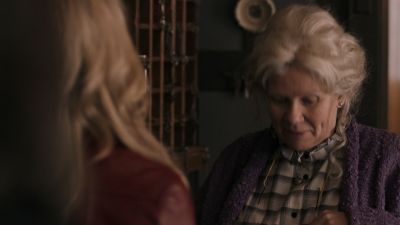 Once_Upon_A_Time_-_S01E01_28877129.jpg