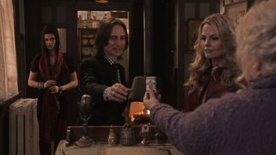 Once_Upon_A_Time_-_S01E01_28882329.jpg