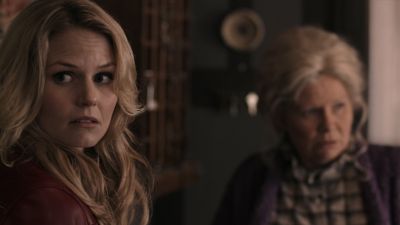 Once_Upon_A_Time_-_S01E01_28890829.jpg