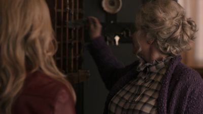 Once_Upon_A_Time_-_S01E01_28895429.jpg
