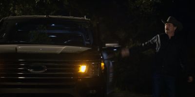 Walker_-_S01E01_mp4_20250929_073707_543.jpg