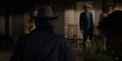 Walker_-_S01E01_mp4_20250929_073720_307.jpg
