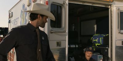 Walker_-_S01E01_mp4_20250929_074432_871.jpg