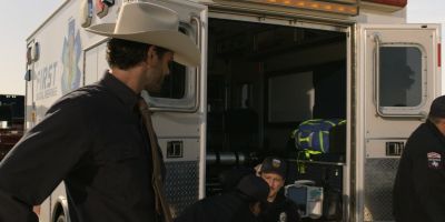 Walker_-_S01E01_mp4_20250929_074433_704.jpg
